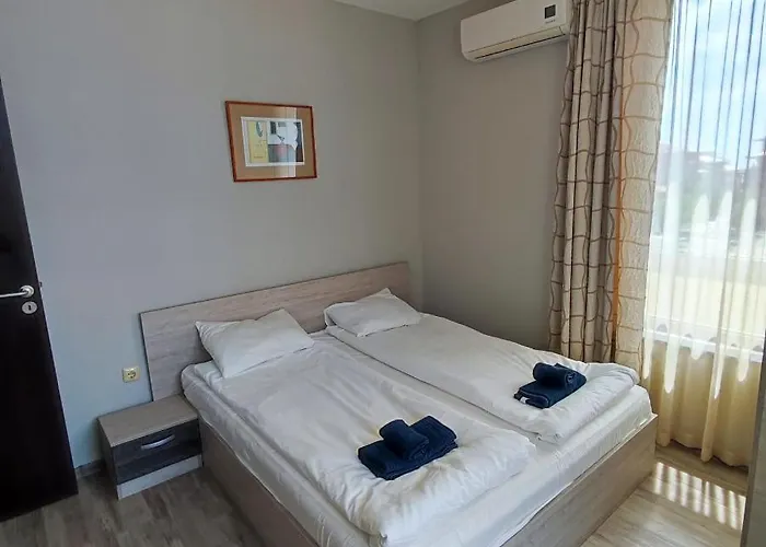 Sorrento Sole Mare - By The Apartment