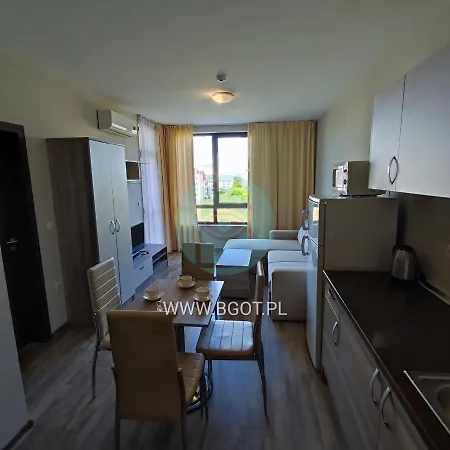 Sorrento Sole Mare - By The Appartement Sveti Vlas